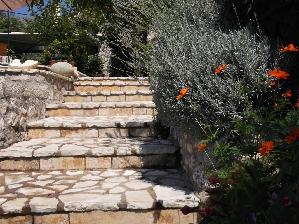 Sivros Stone Cottages Exterior photo