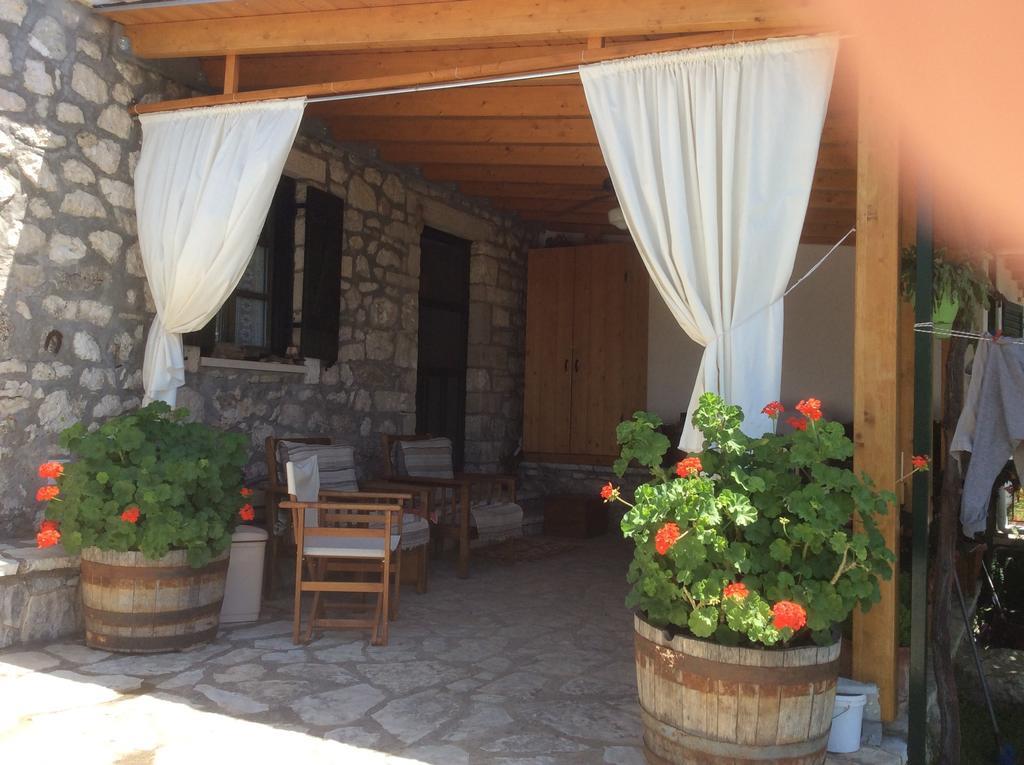 Sivros Stone Cottages Exterior photo